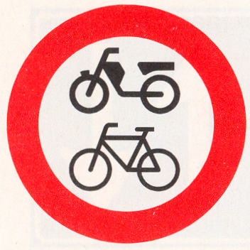 Gesloten voor fietsen, bromfietsen en gehandicaptenvoertuigen Gesloten voor fietsen, bromfietsen en gehandicaptenvoertuigen