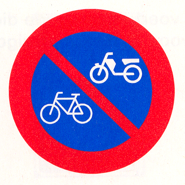 Verbod fietsen en bromfietsen te plaatsen Verbod fietsen en bromfietsen te plaatsen