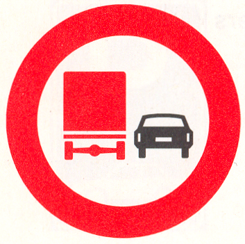 Verbod voor vrachtauto's om motorvoertuigen in te halen Verbod voor vrachtauto's om motorvoertuigen in te halen